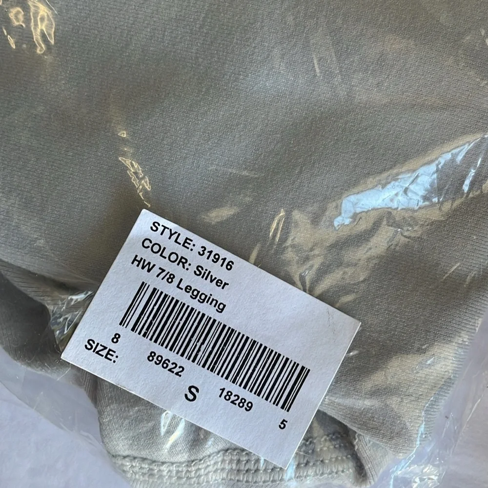 Vimmia Silver High Waisted 7/8 Leggings